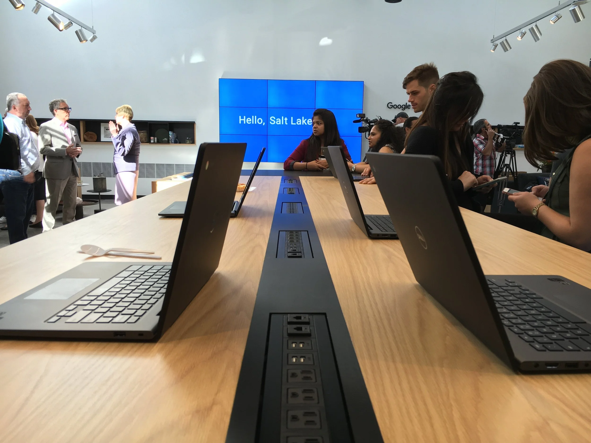 Google Fiber opens its Trolley Square storefront in Salt Lake City. (Photo by Ben Winslow, FOX 13 News)