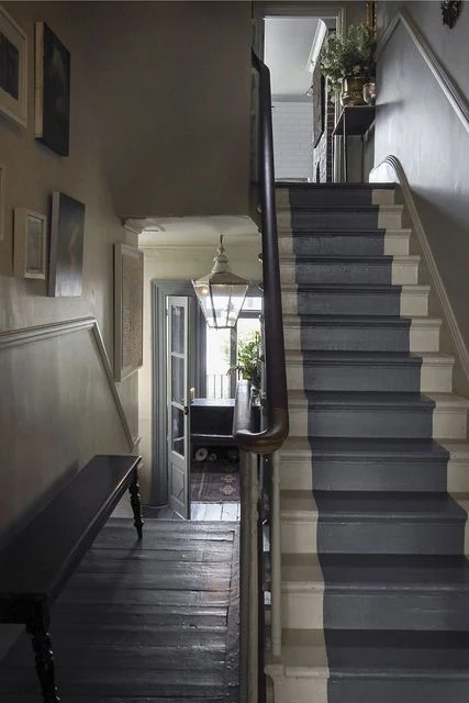 grey stair.jpg