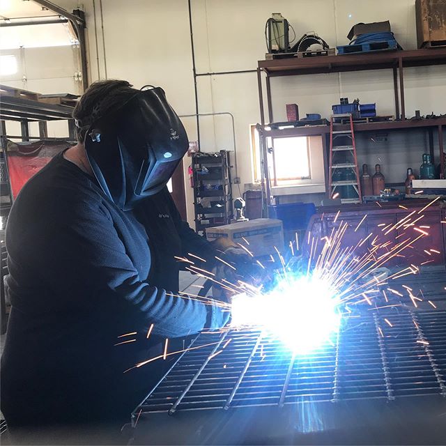 When you have more orders than time. That calls for Saturday work!
.
.
#welder #welding #cutbendweld #steel #fabrication #metalfab #metalfabrication #metalisfab