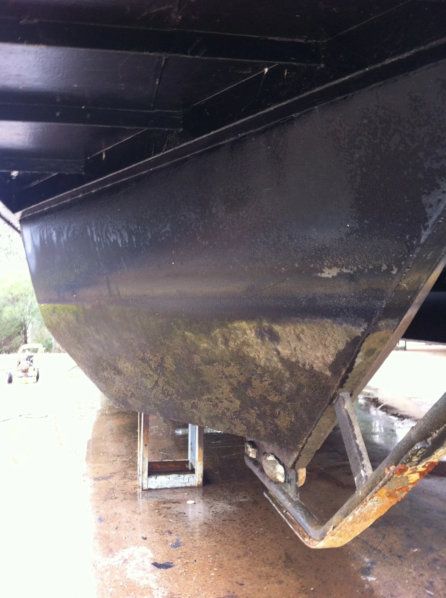 Houseboat Maintenance — Grimes & Sons (03) 9437 0733