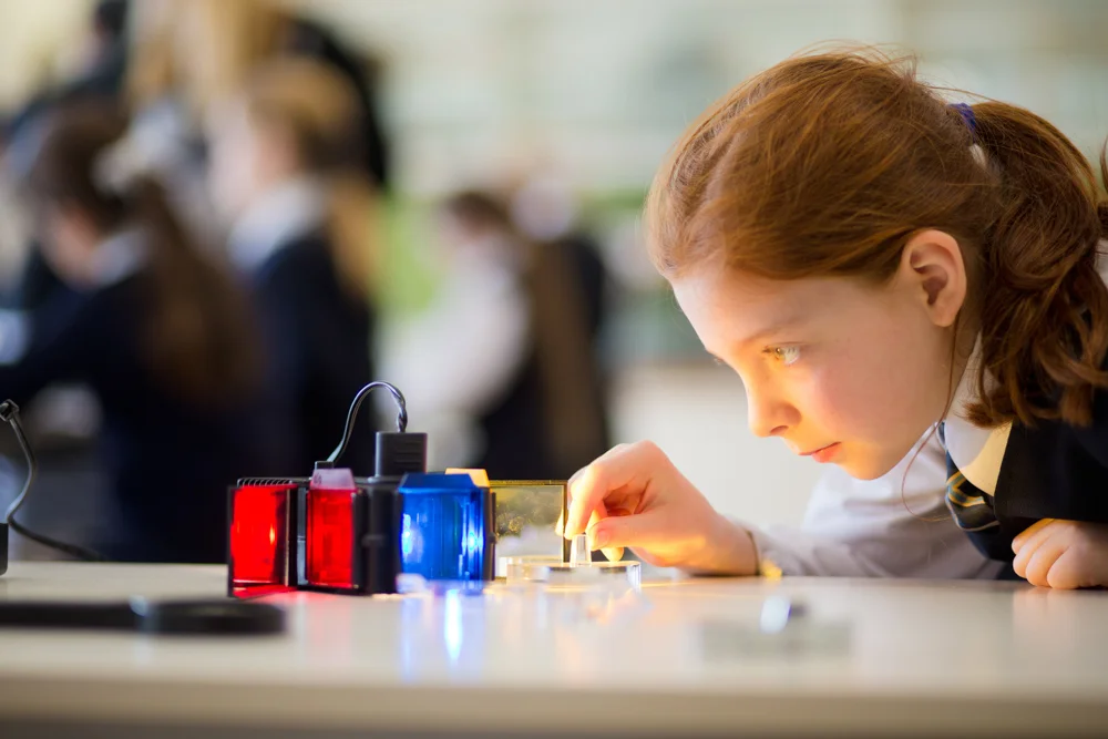 008 GAZi  photography education Melbourne girls grammar.jpg