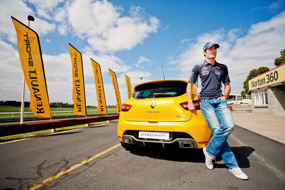 009 GAZi photography Mark Webber Renault.jpg