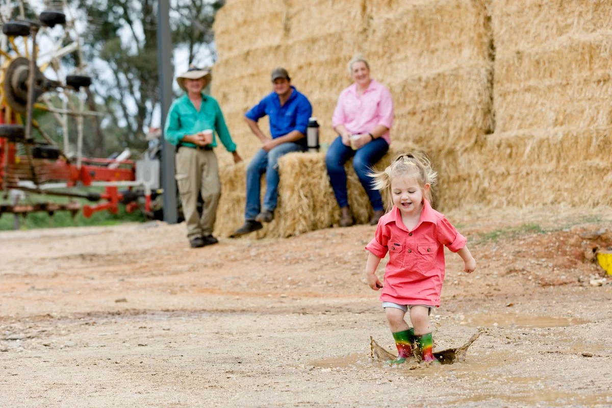  GAZi PHOTOGRAPHYCOLESWELLCOM INTERNATIONAL 