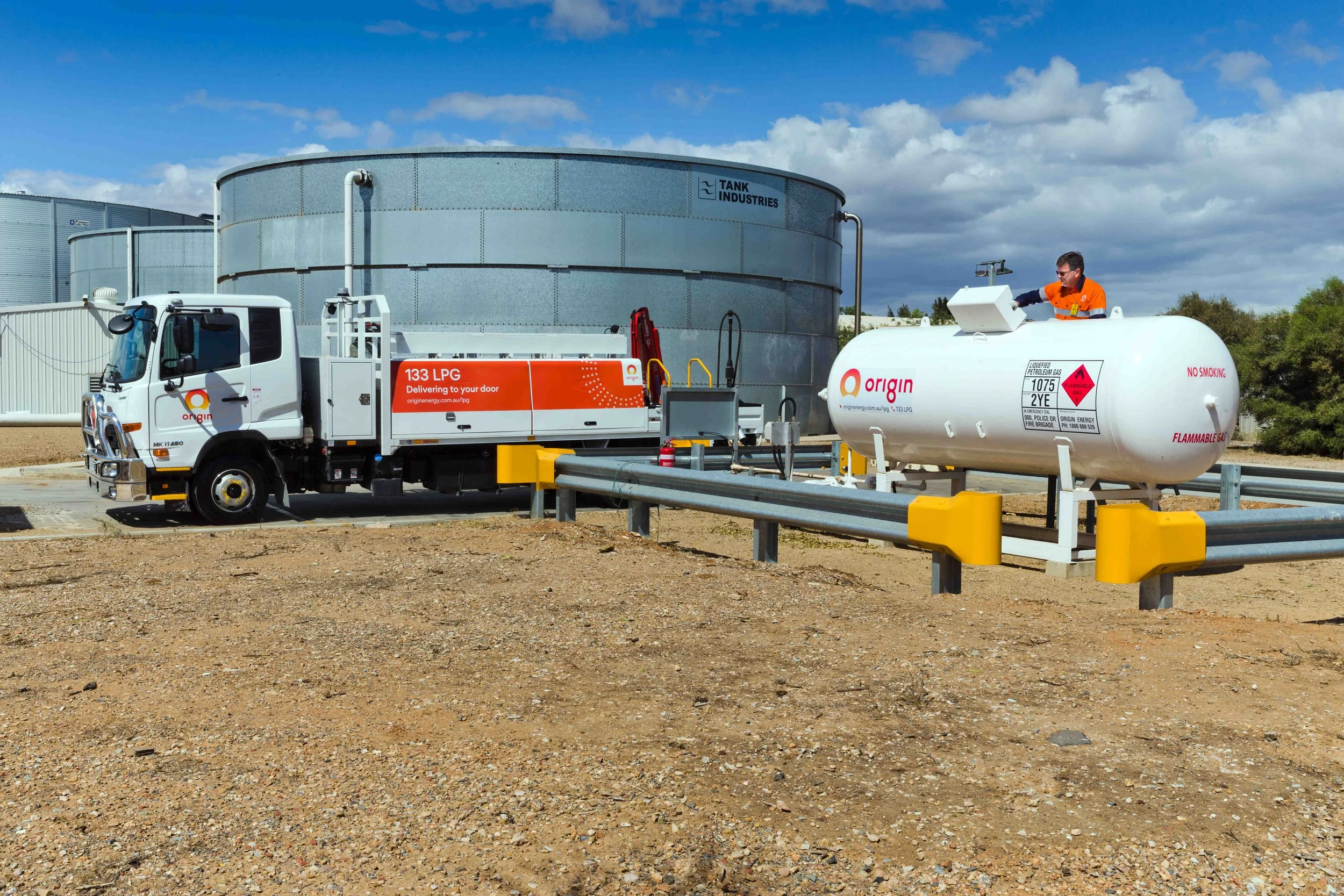  GAZi PHOTOGRAPHYORIGIN ENERGY LPG 