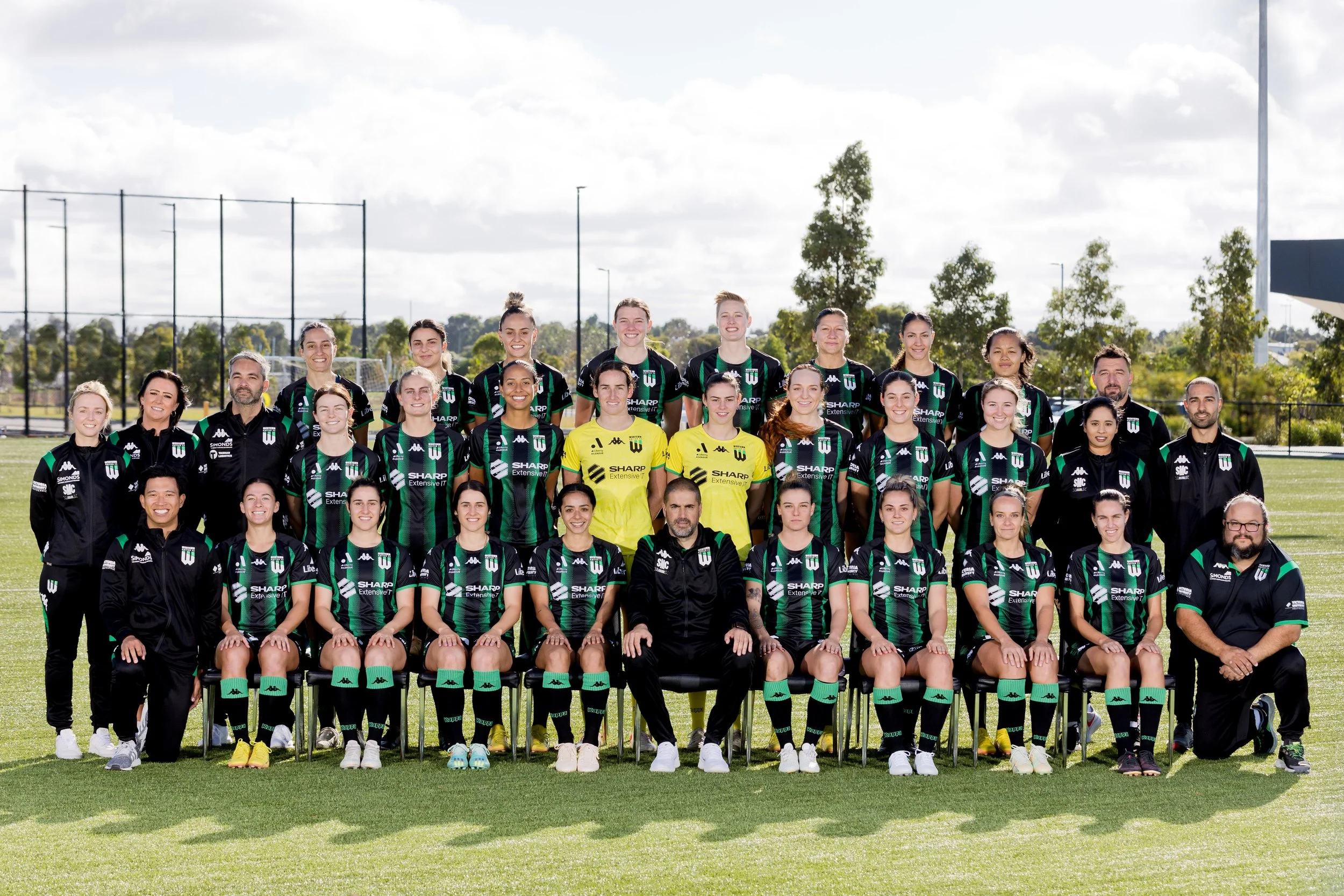  GAZi PHOTOGRAPHYWESTERN UNITEDwww.instagram.com/westernutdfc/ 