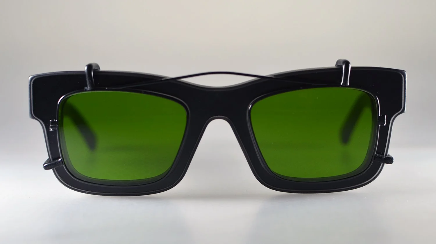 reflectacles-privacy-eyewear-custom-irclip-glasses-block-cameras.jpg