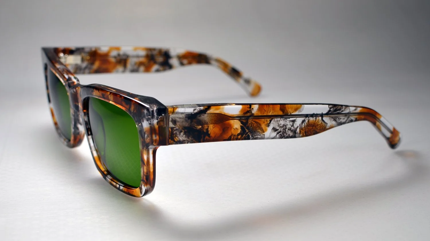 reflectacles-privacy-eyewear-irpair-turtle-l-sunglasses.jpg