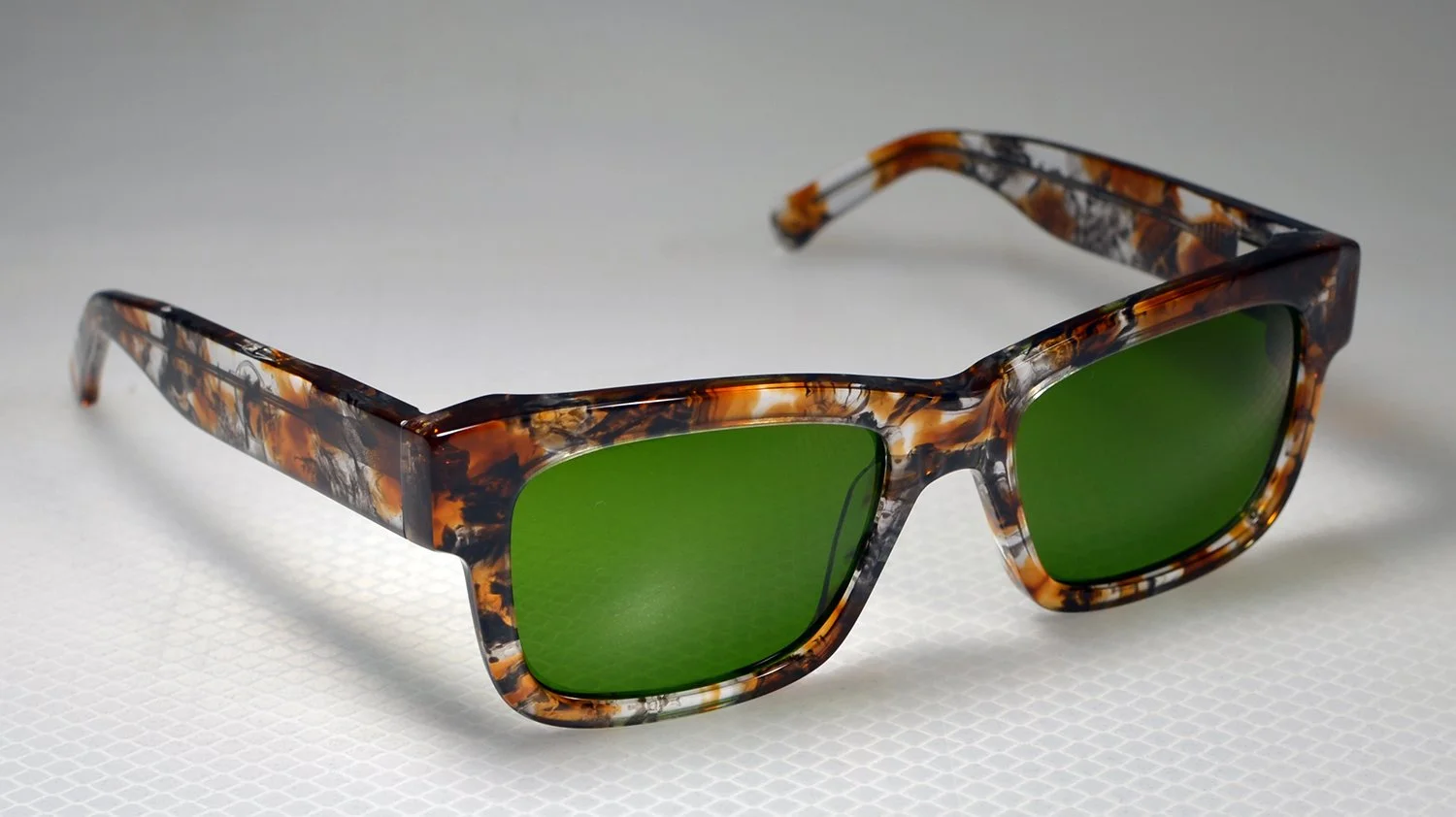 reflectacles-privacy-eyewear-irpair-turtle-ld-augmented-reality.jpg