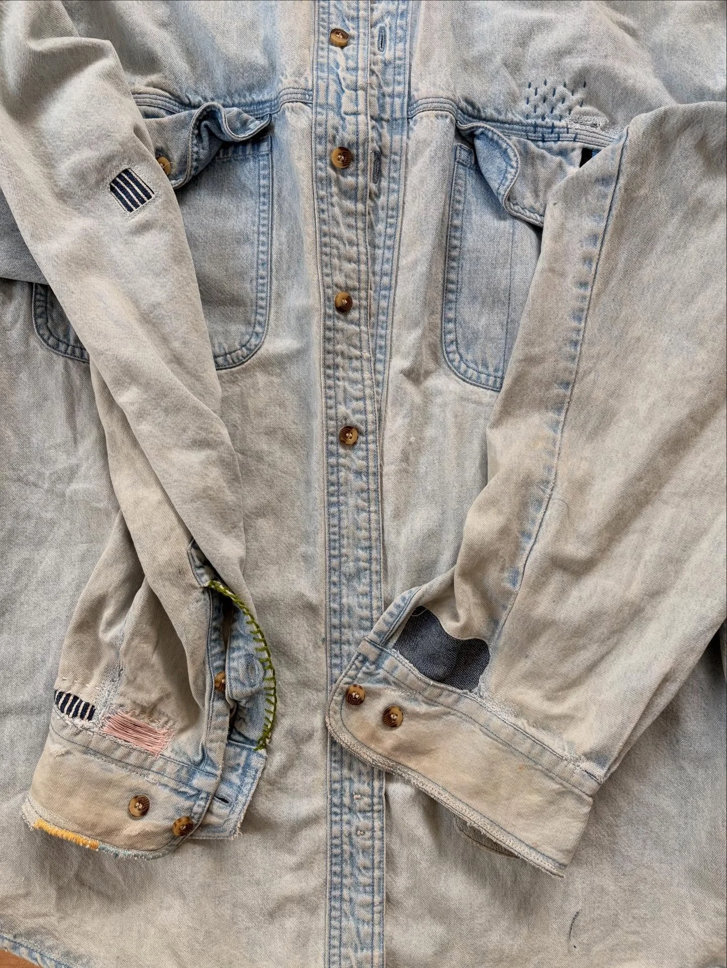 Another visible repair! I love playing around with denim! The last photo is cool because you can see how the owners repaired it themselves in the past, I had to keep it! #denim #visiblemending #boltwest #boltwestrepairs #boltweatrepairwear #ifitsbrok