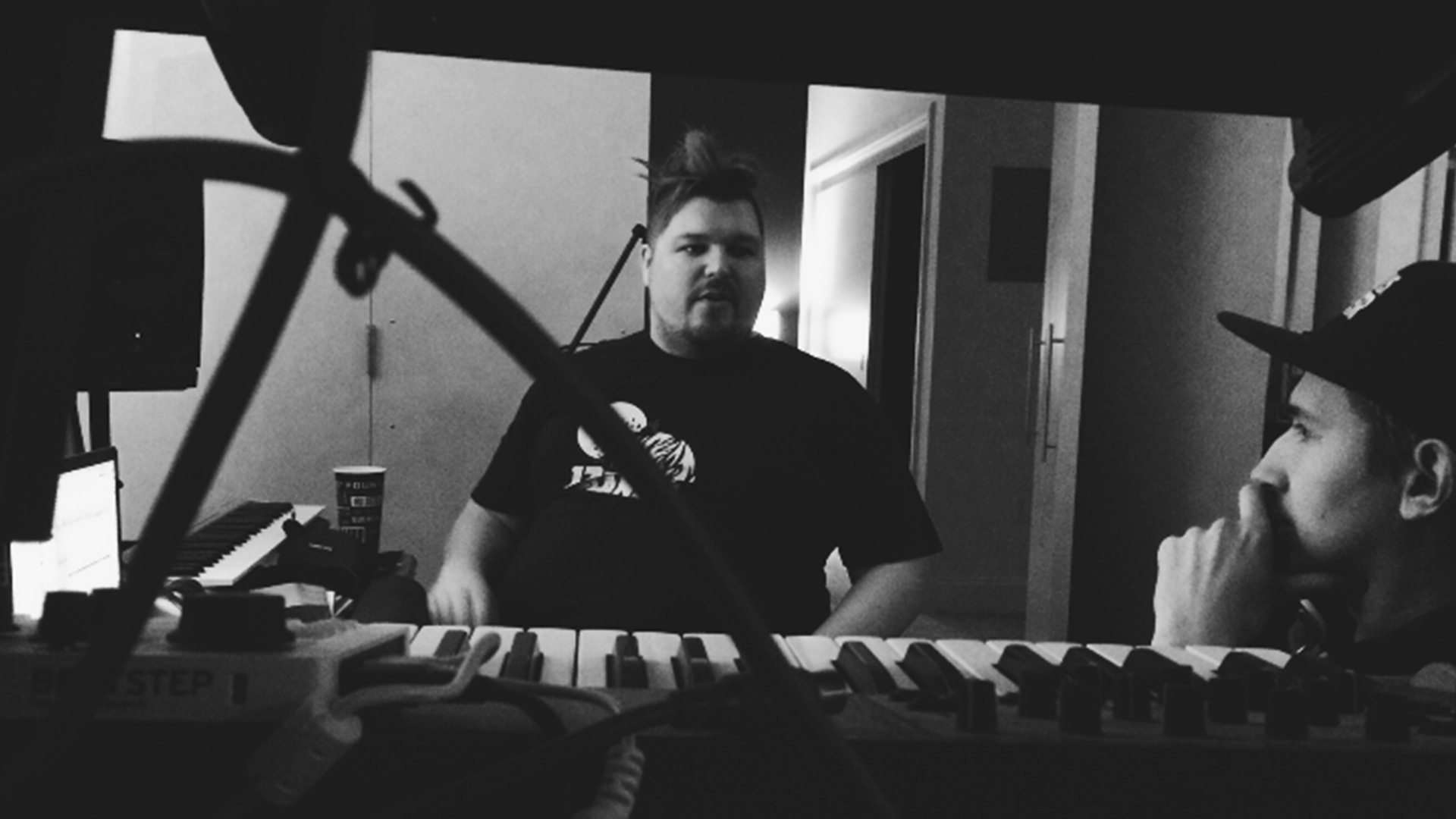 Dylan-Mike_studio2.jpg