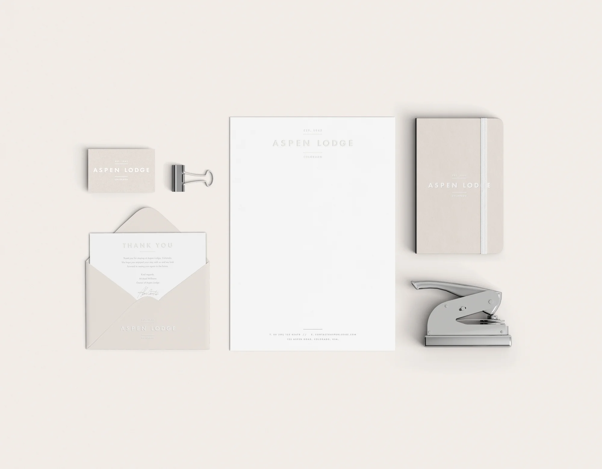 003-Aspen-Lodge---Branding-Mockup-01.jpg