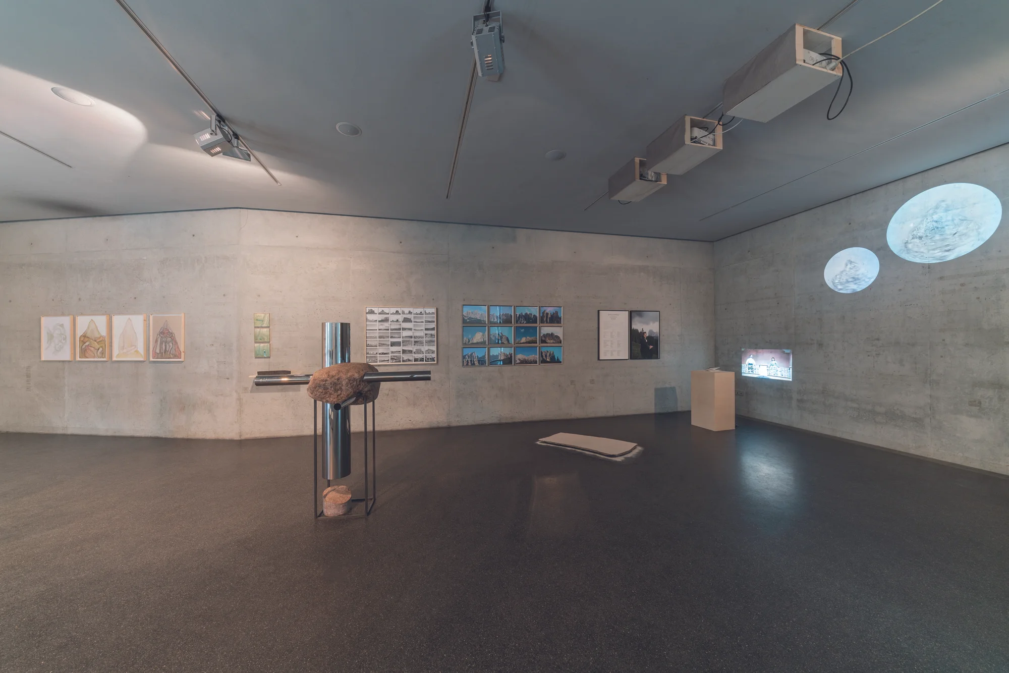Circolo Biennale Gherdeina VI-4027.jpg