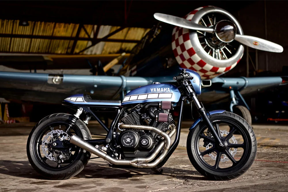 2015_YAM_YBXV950ELRATONASESINO_EU_CUSTOM_STA_001_preview.jpg