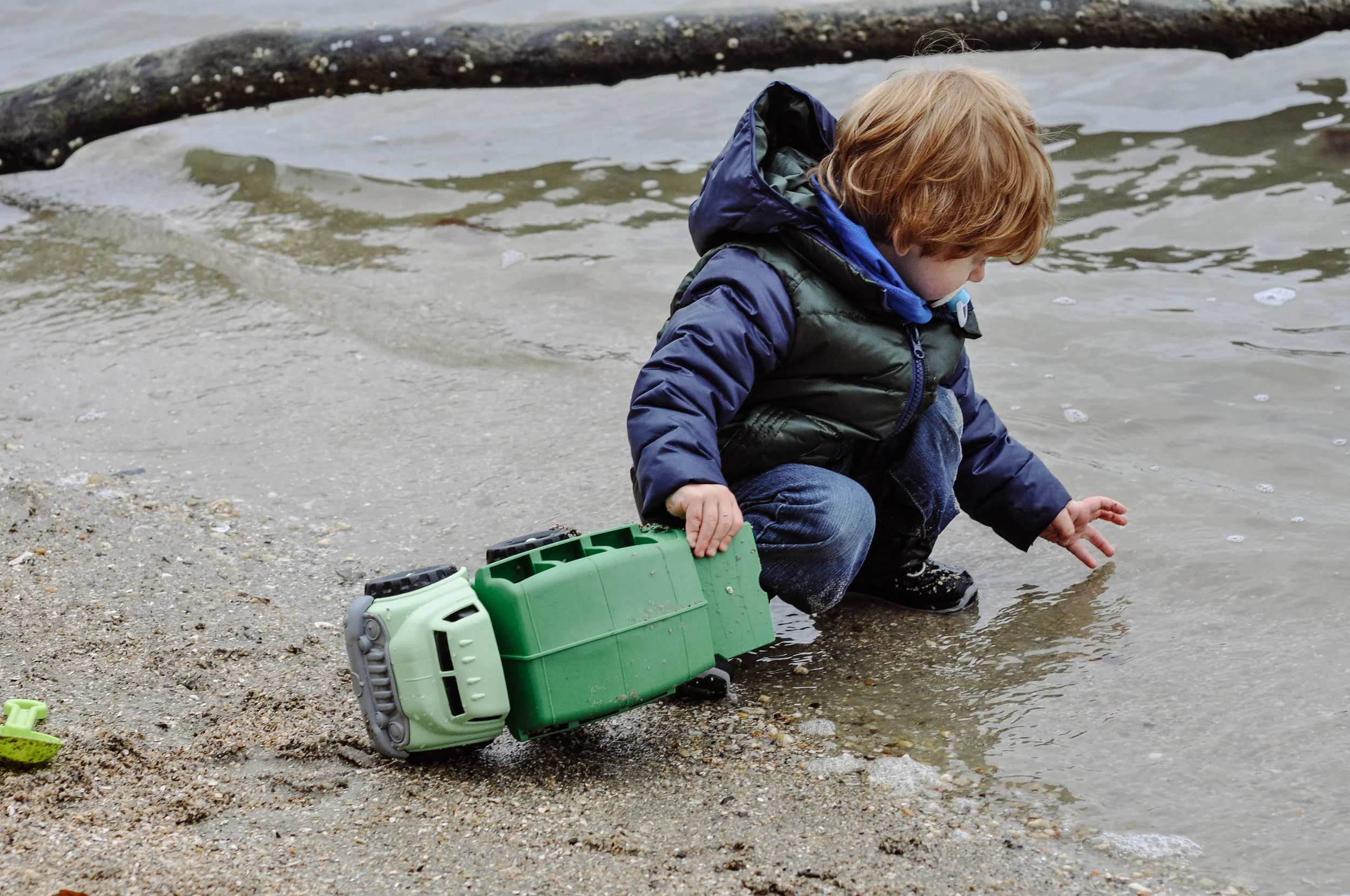 chesapeake beach family session green truck