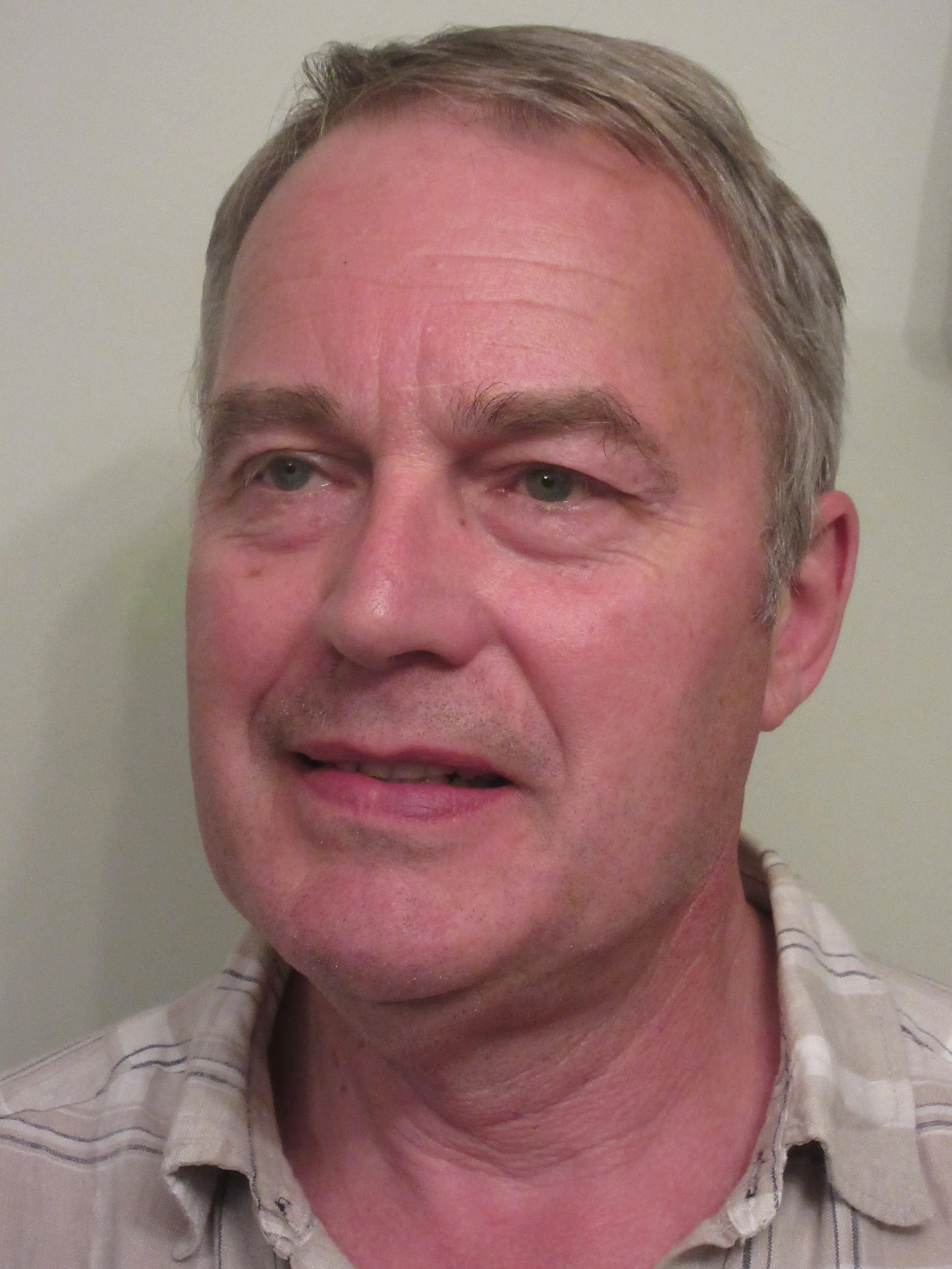 Bob Constantine - Sebastian Crutwell