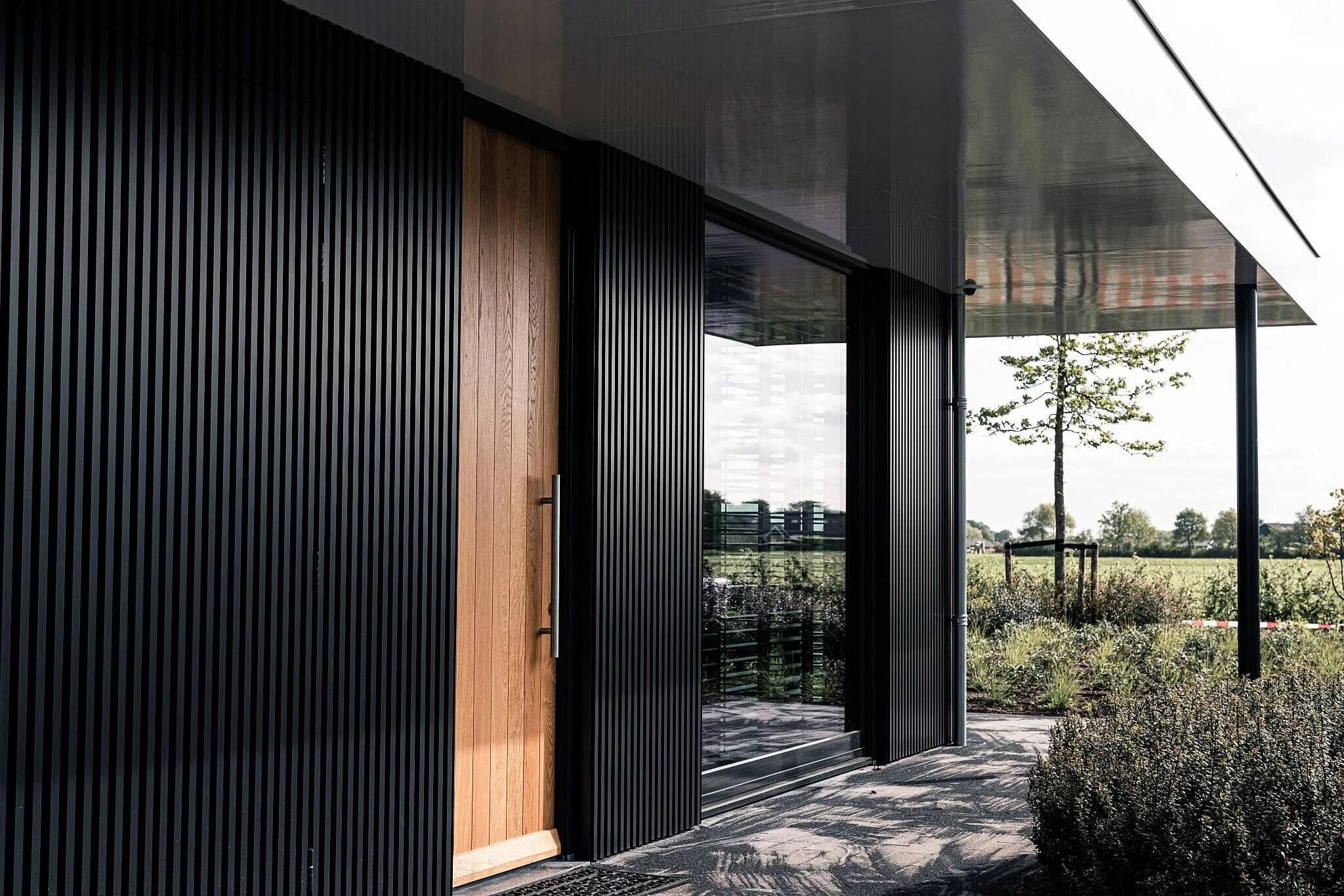 Landelijke villa met moderne gevelbekleding van Mato