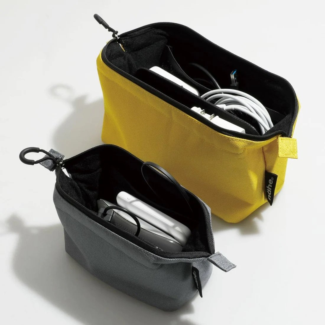 hightide-store-dtla-cornershop-brooklyn-soft-gadget-pouch-large-nahe-gb298-000000007944-17-xl_1100x.jpg.jpeg