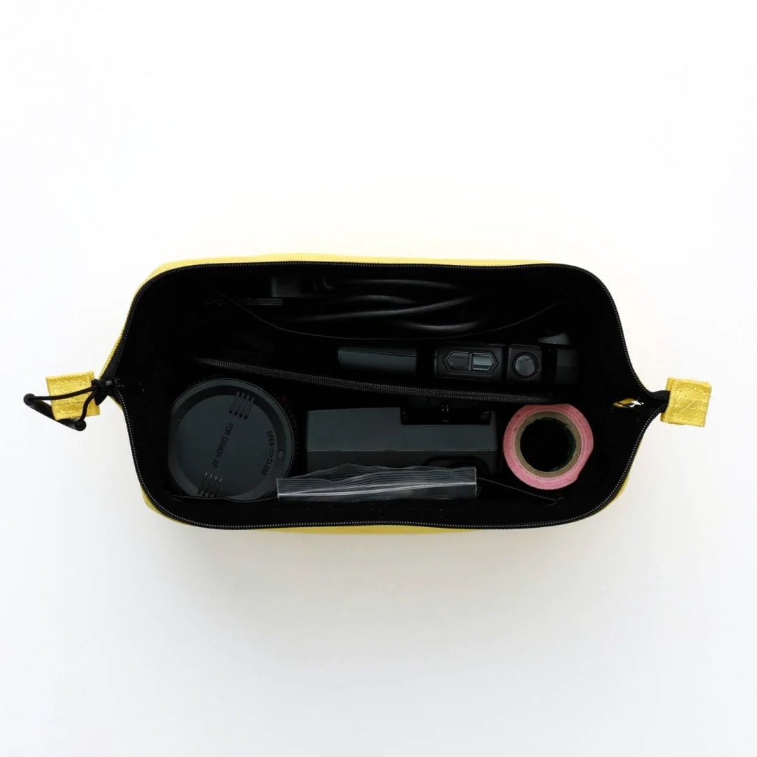 hightide-store-dtla-cornershop-brooklyn-soft-gadget-pouch-large-nahe-gb298-000000007944-20-xl_1100x.jpg.jpeg