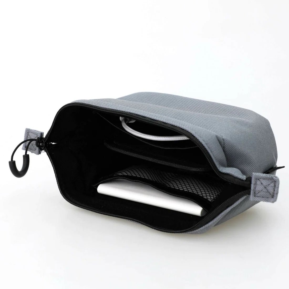 hightide-store-dtla-cornershop-brooklyn-soft-gadget-pouch-small-nahe-gb297-000000007943-24-xl_1100x.jpg.jpeg