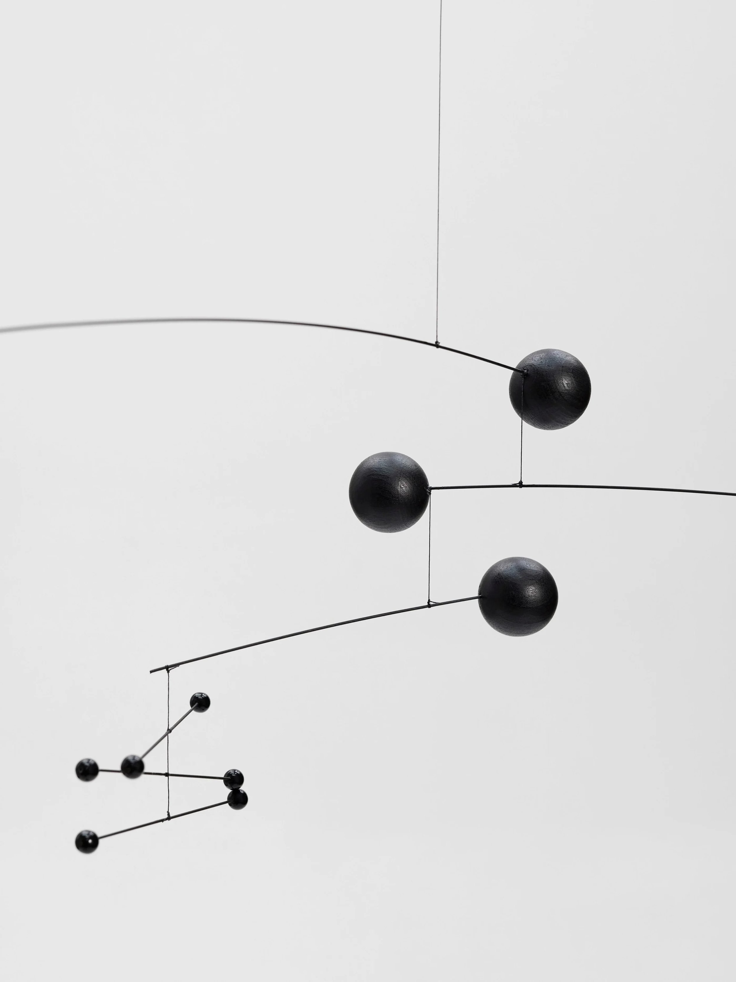 Symphony_-_Black-62-semi_65ce3dc6-a6c1-4147-80e5-1810838d23af.jpg.jpeg