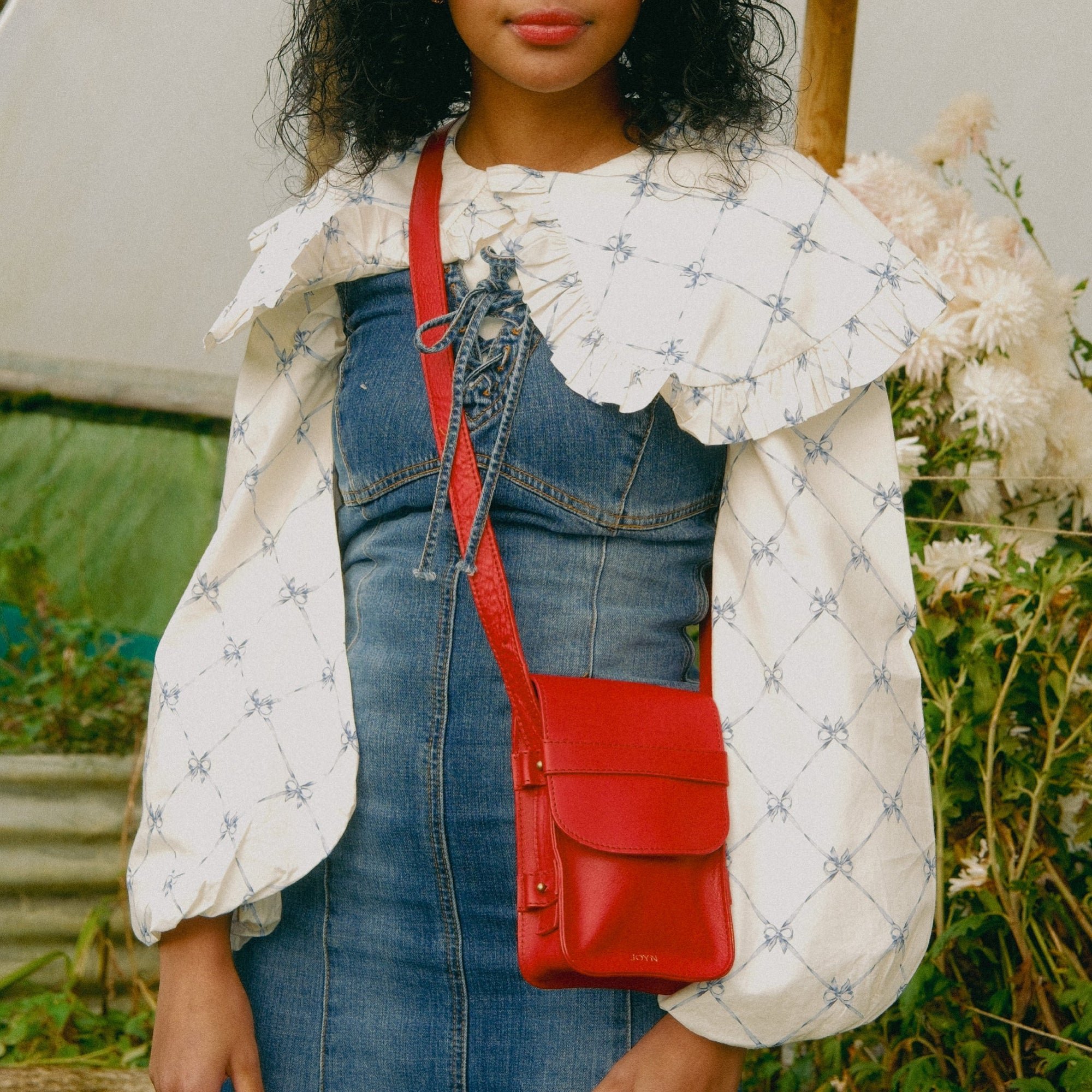the-boxy-crossbody-tomatojoyn-796491.webp.jpeg