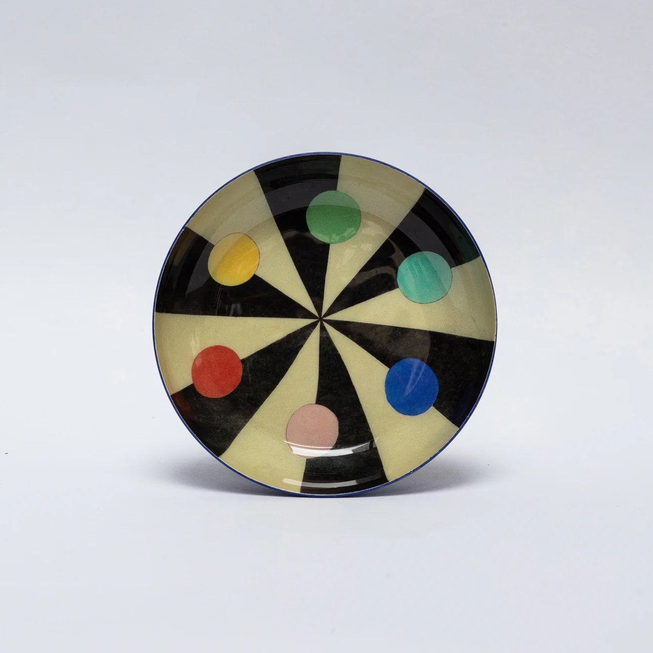 Benson_sColourHexagonRoundTrayProductImage1_1296x.jpg.jpeg
