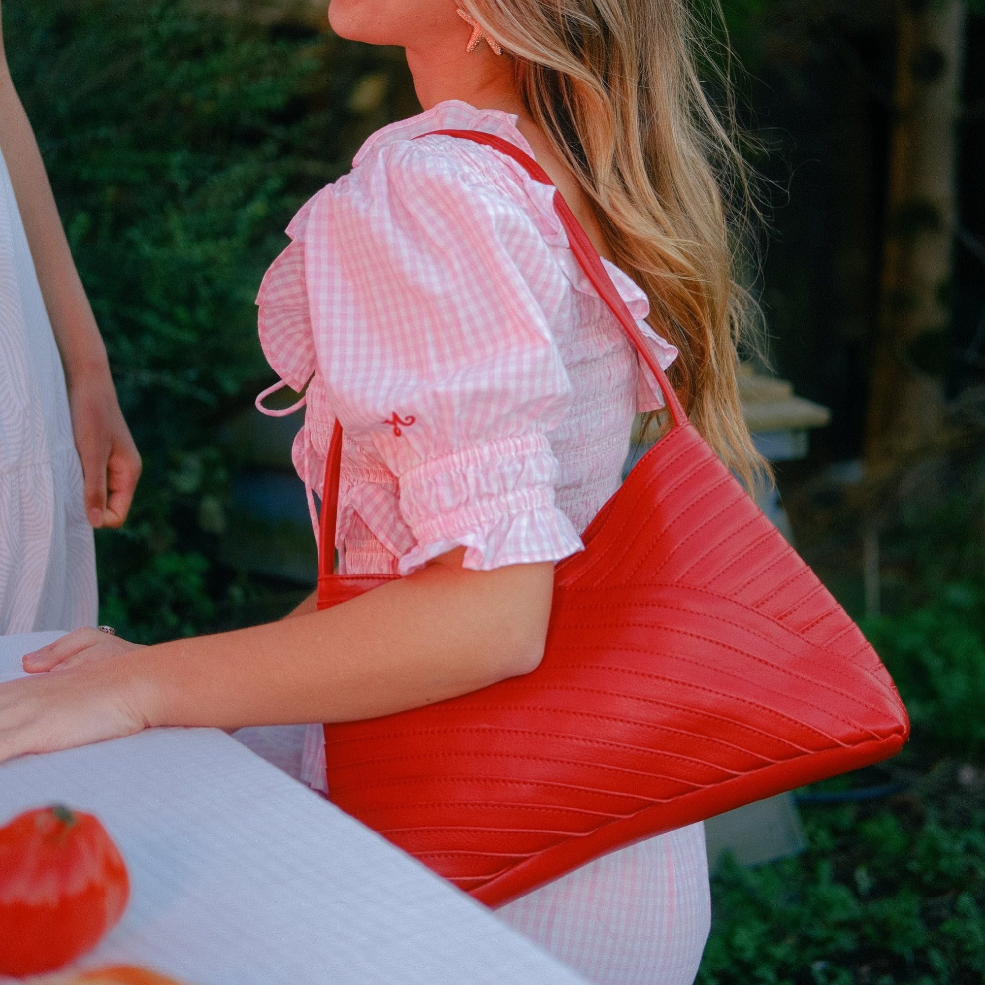 crisscross-handbag-tomatojoyn-150385.webp.jpeg