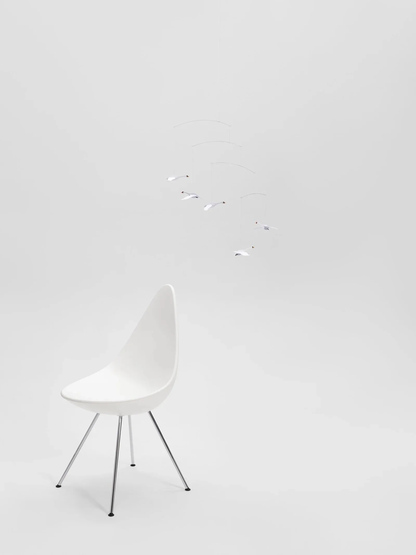 Scandinavian_Swans-4-chair_5a55b706-2116-43b7-bc42-b406ff4ad537.jpg.jpeg