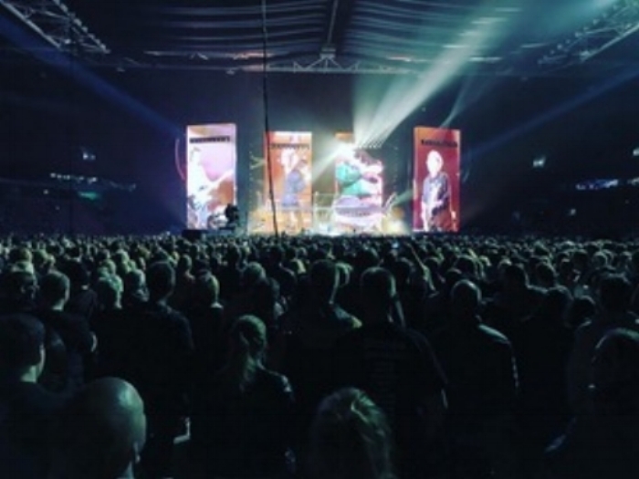 Crowd from the back during the show.
