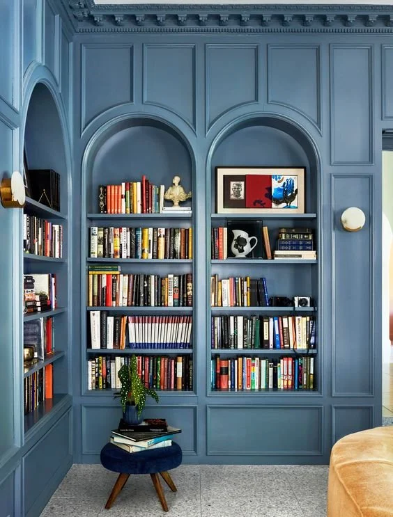 Revealing our next project: living room bookshelves!