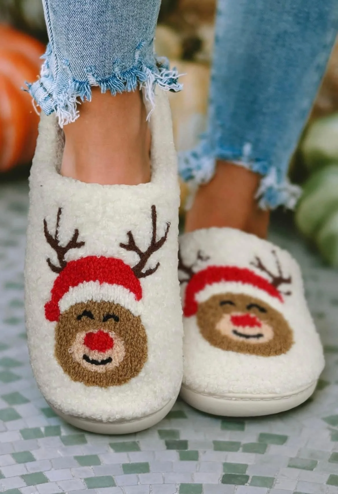 christmasslippers2.jpg