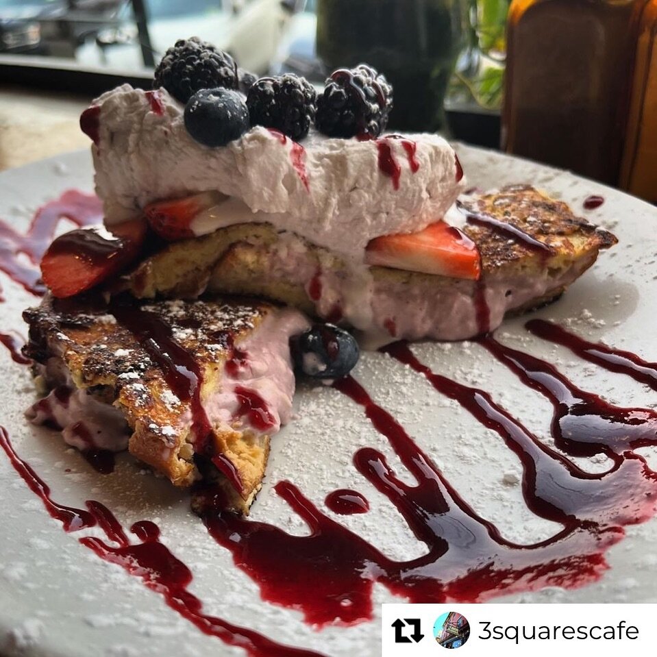 Make it a BERRY BERRY GOOD SATURDAY. Start your day at @3squarescafe ~ ❤️ 

Repost from @3squarescafe

It&rsquo;s going to be a berry berry Good Friday! Triple berry cheesecake stuffed French toast on special today. Join us for brunch! 

#downtownver