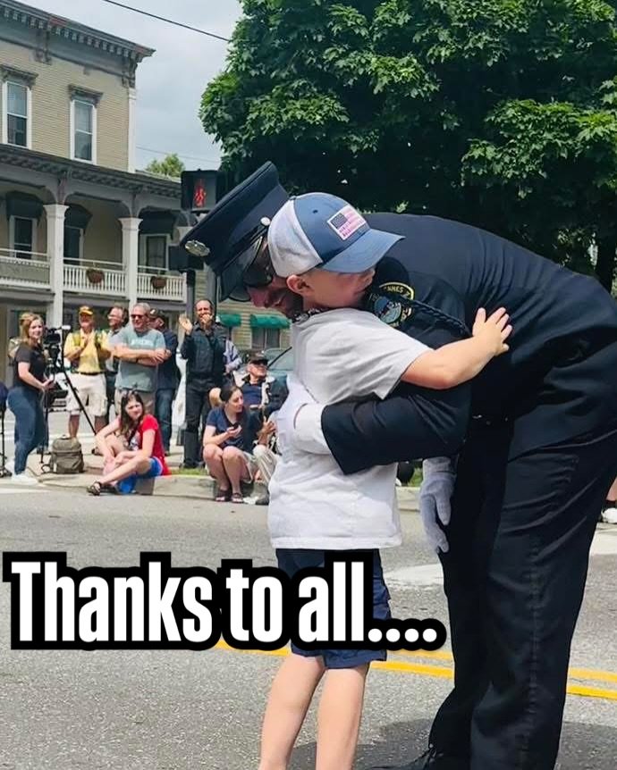 Thanks to all who shared your past parade pics. ❤️ Keep 'em coming ~ now on to flowers ~ up, down and all around Main Street! Share pics of your favorite downtown 'beauty spots'! 😎😱❤️ DM, add to comments or send directly to VergennesPartnership@gma