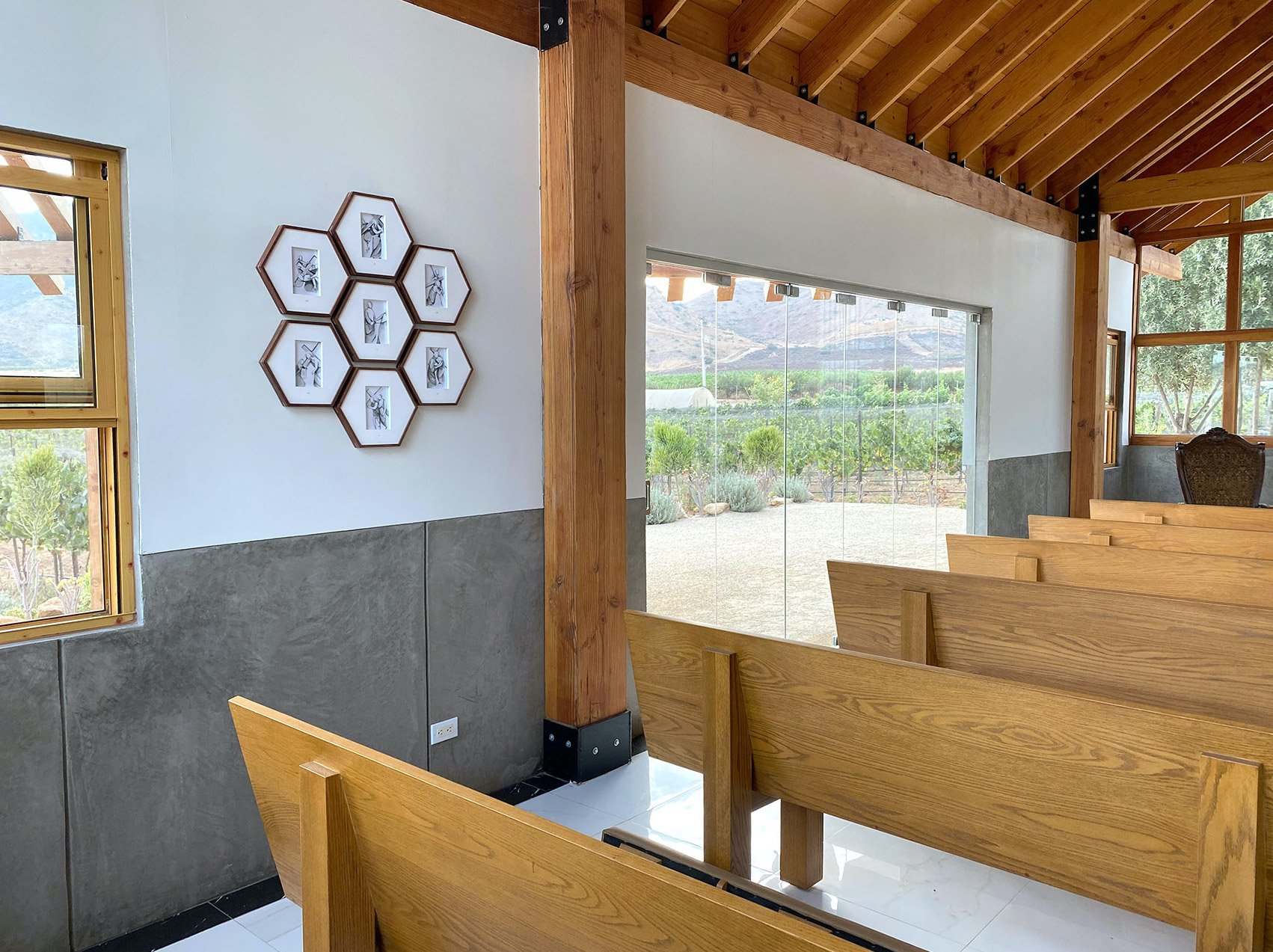 Iglesia_LaCarrodilla_Lilondra_03 copy.jpg