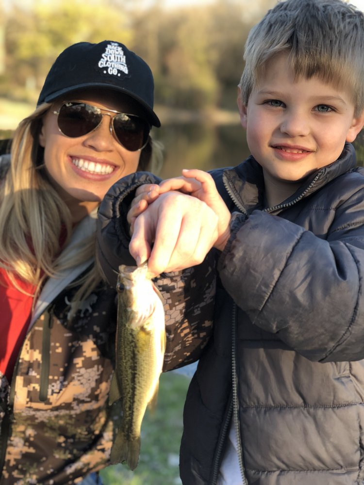 Kendall Jones with cousin fishing