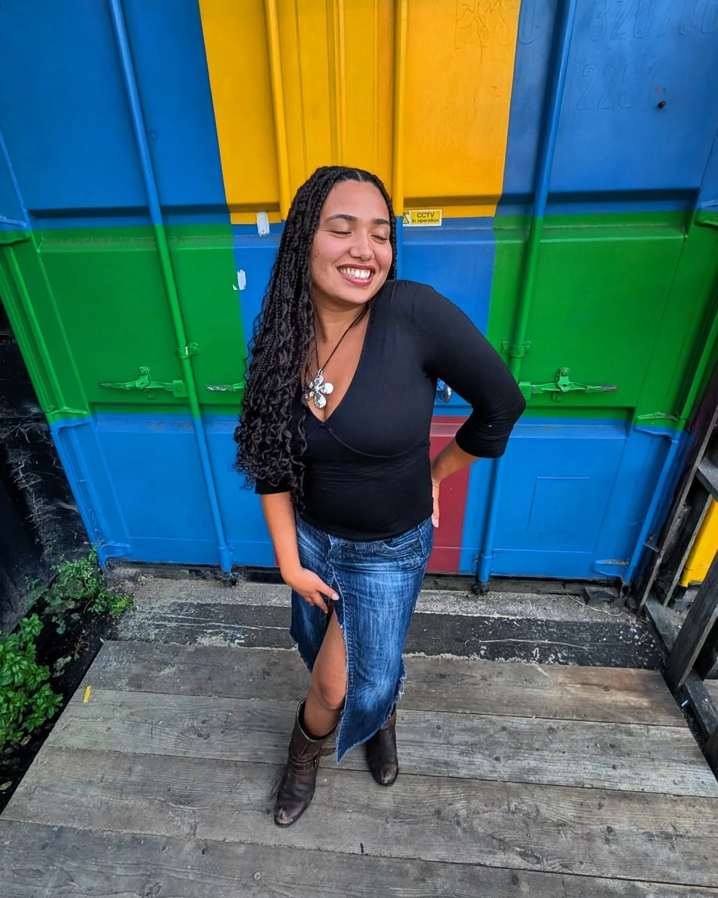 ON AIR NOW: A @lovesupremefest 2025 Showcase w/ @aishacampbell from 9pm - 10pm ahead of the festival this weekend (4th - 6th July), taking place in the South Downs of East Sussex 🎪🎺 

Lock in to hear @nectarwoode @queenstowncollective @micasefia an