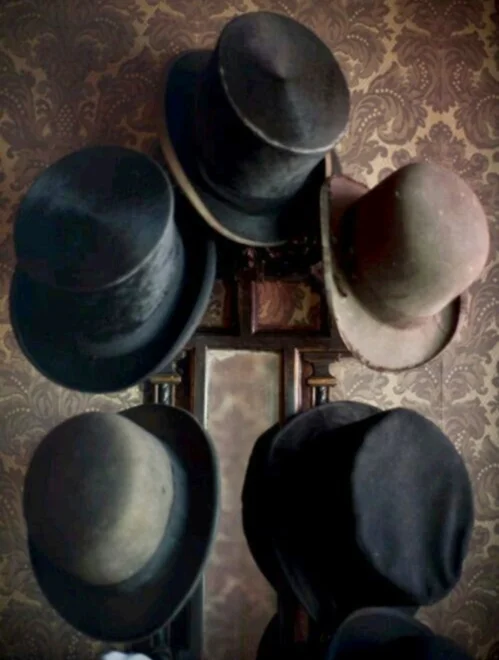 Hat on and hat off
