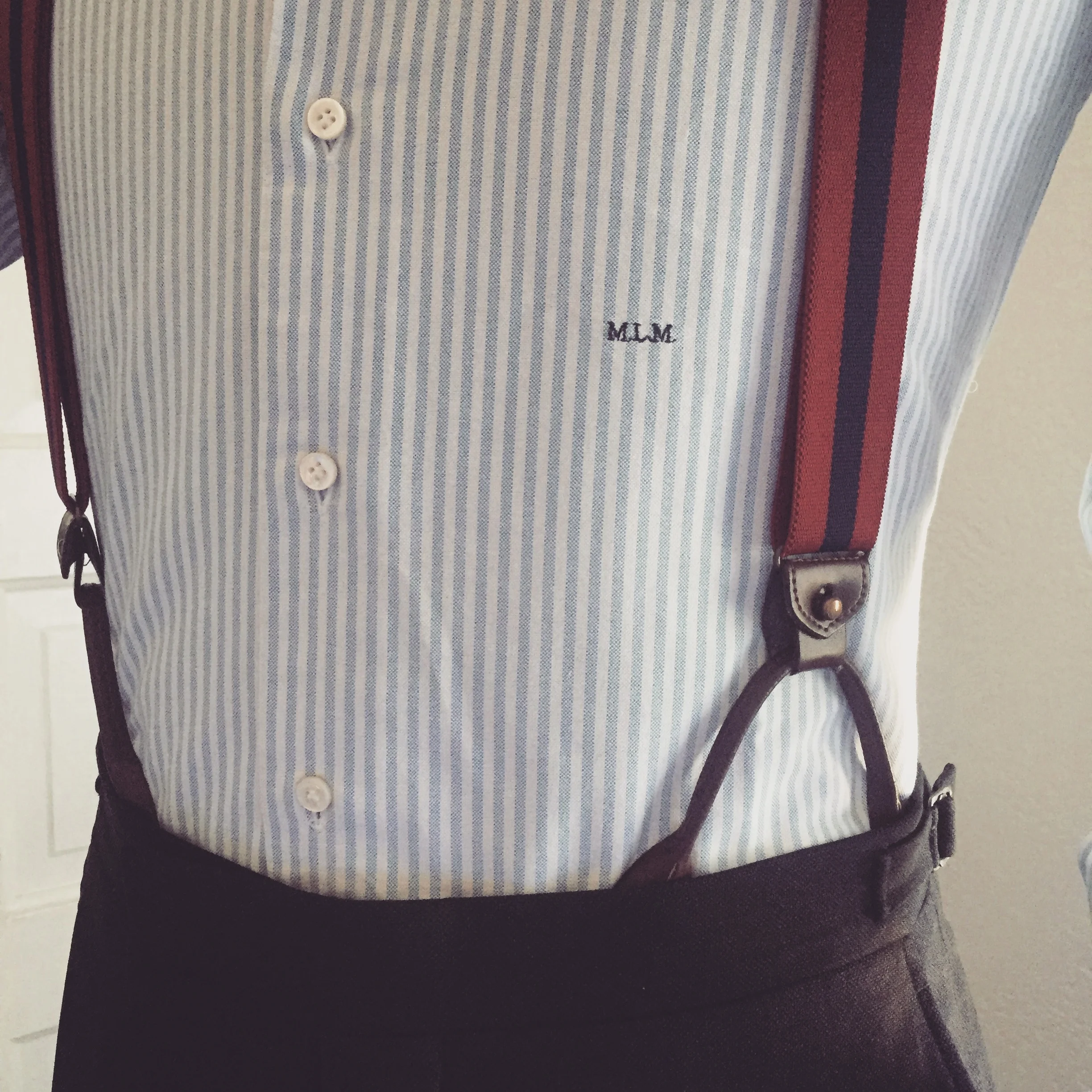 Get your suspenders right
