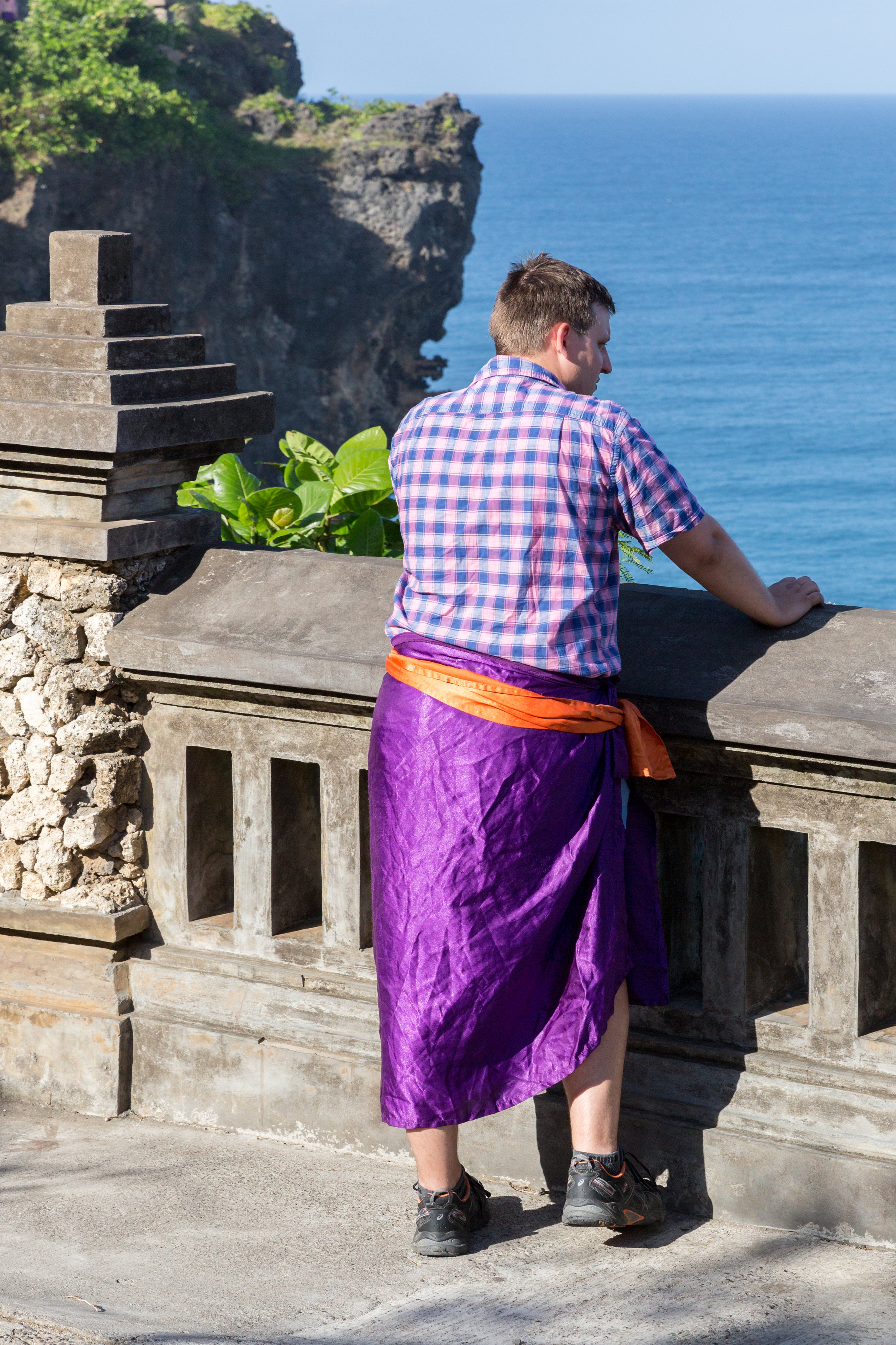 How to be pensive in a sarong