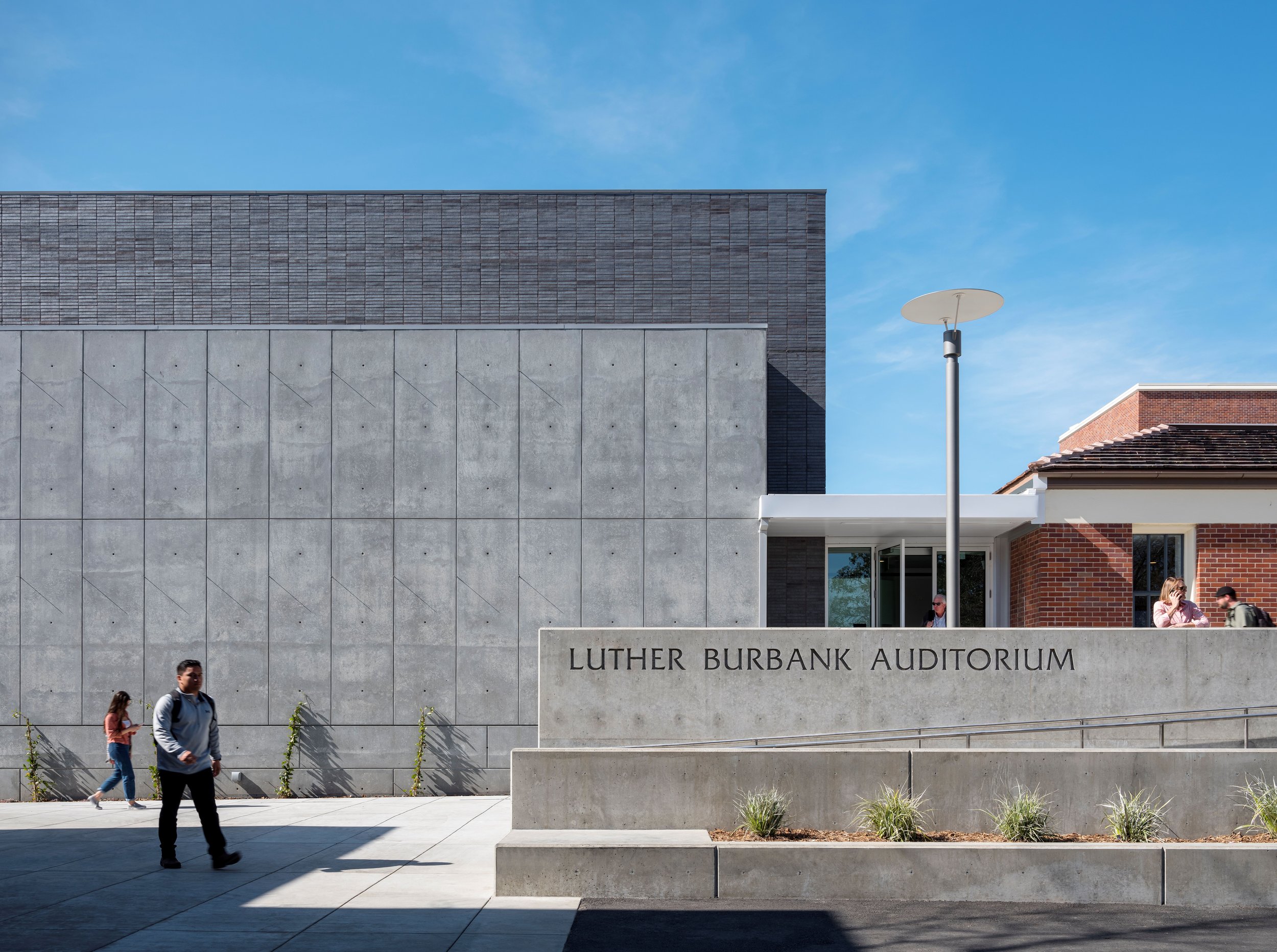 BURBANK-1079 copy sm.jpg