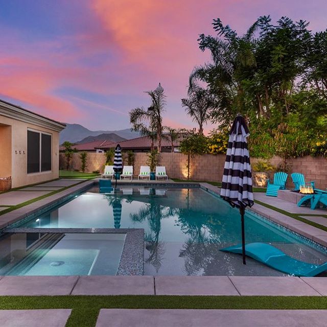 Dreamy!
-
-
#bubblespringspoolconstruction #indio #coachella #stagecoach #frenchgrey #cepactile #stonescapes #acidwashconcrete #dreamy #sky #sunset #mood #backyardparadise #wishyouwerehere #poolsofinstagram