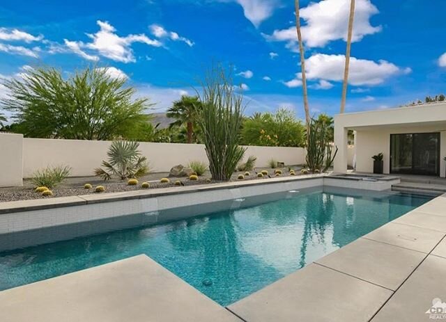 Desert Winter! Ice blue water and skies for days!
-
-
Looking to spruce up your outdoor space. Give us a call to start the process. Cheers to 2020!!
-
#bubblespringspoolconstruction #bubblesprings #blueskies#bluewater #poolsofinstagram #poolwater #fr