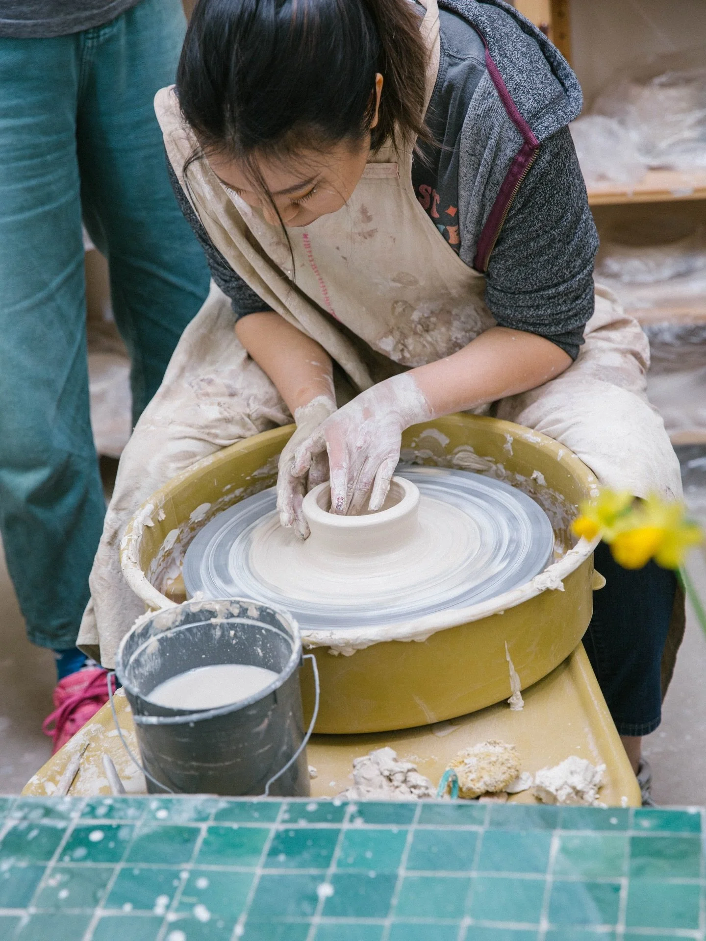 Ring in the new year with us! 🔔The first 6 week courses and workshops of 2026 have been posted! 🎄We also have gift cards available on our site that make for a great present this holiday season🎁✨ As always, register for our classes and workshops on