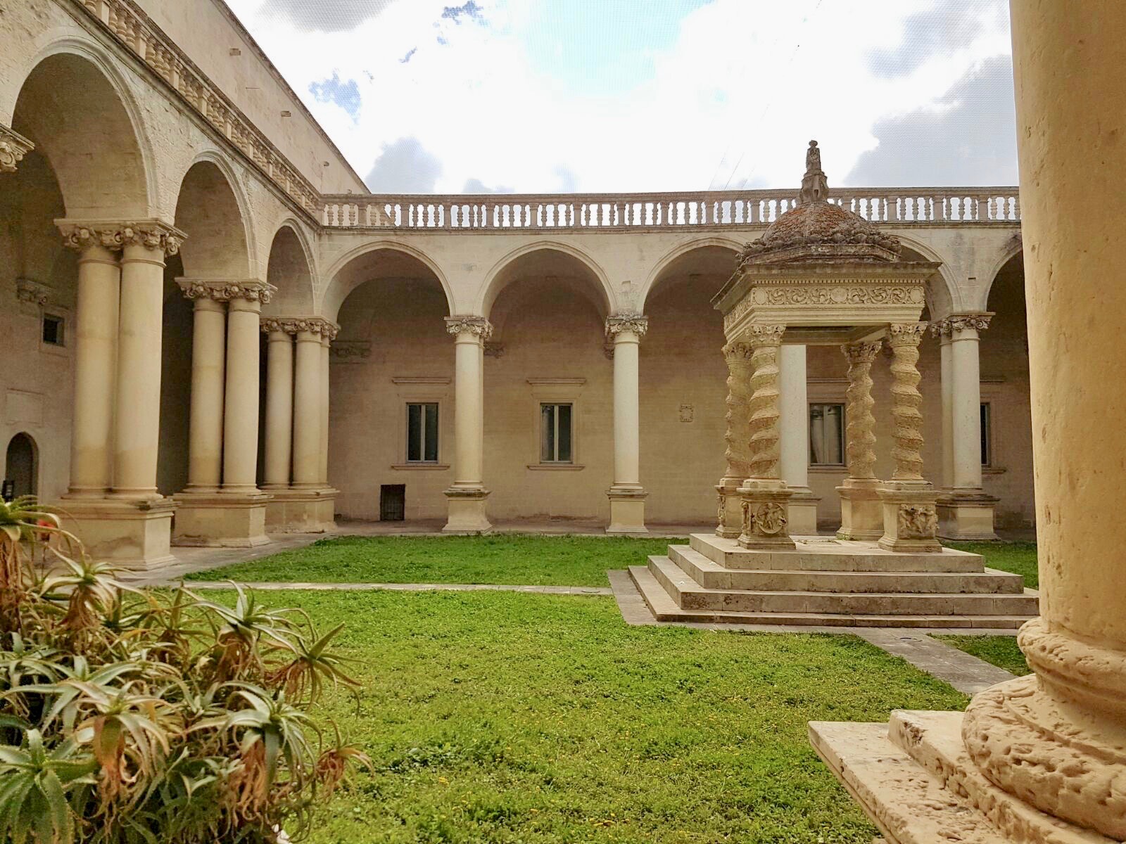 Sud-Est Apulia Salento Puglia Barocco Leccese Architecture