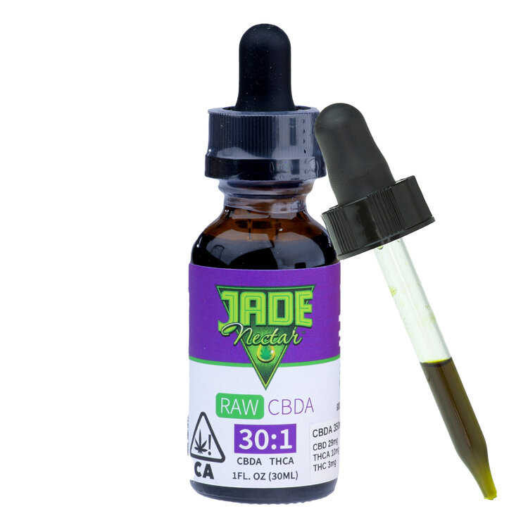 The high content of acidic forms of cannabinoids such as CBDa produce a strong anti-inflammatory effect, and are absorbed into the body more easily than the decarboxylated forms of cannabinoids, CBD.