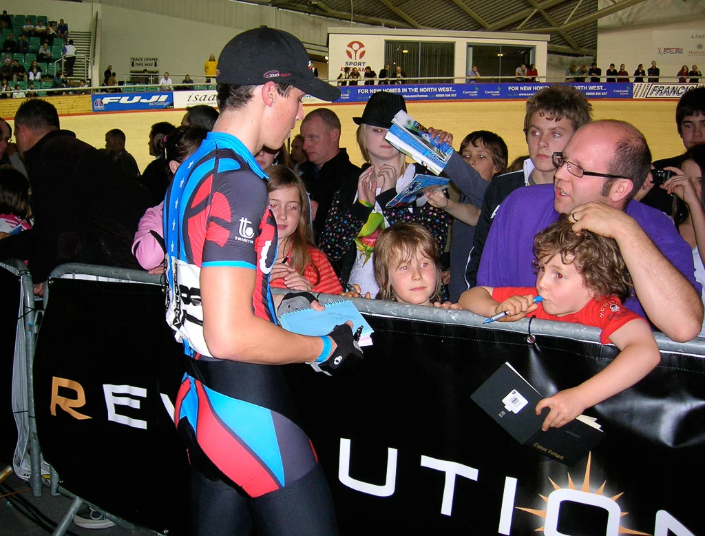Kit_Karzen_Cycling-2.jpg