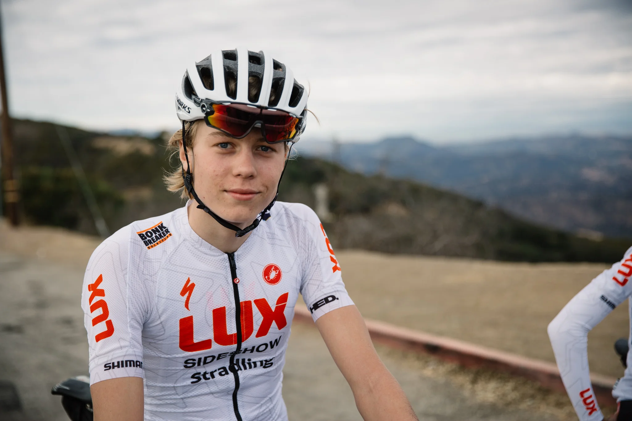 Kit_Karzen_LUX_Stradling_Cycling_Team_B93A4970.jpg