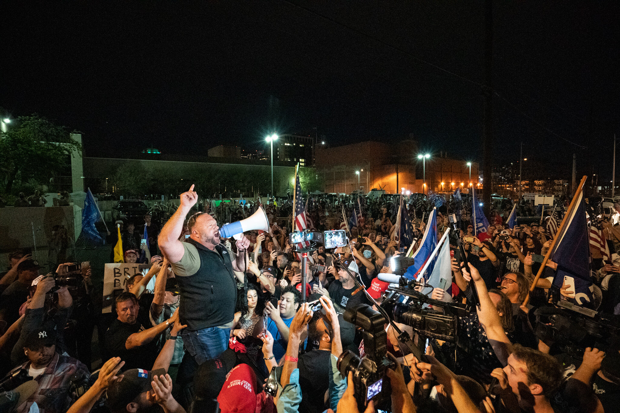  Alex Jones makes a surprise visit to Pro-Trump supporters outside of the Mariposa County Election Center in Phoenix, Arizona on November 5, 2020. 