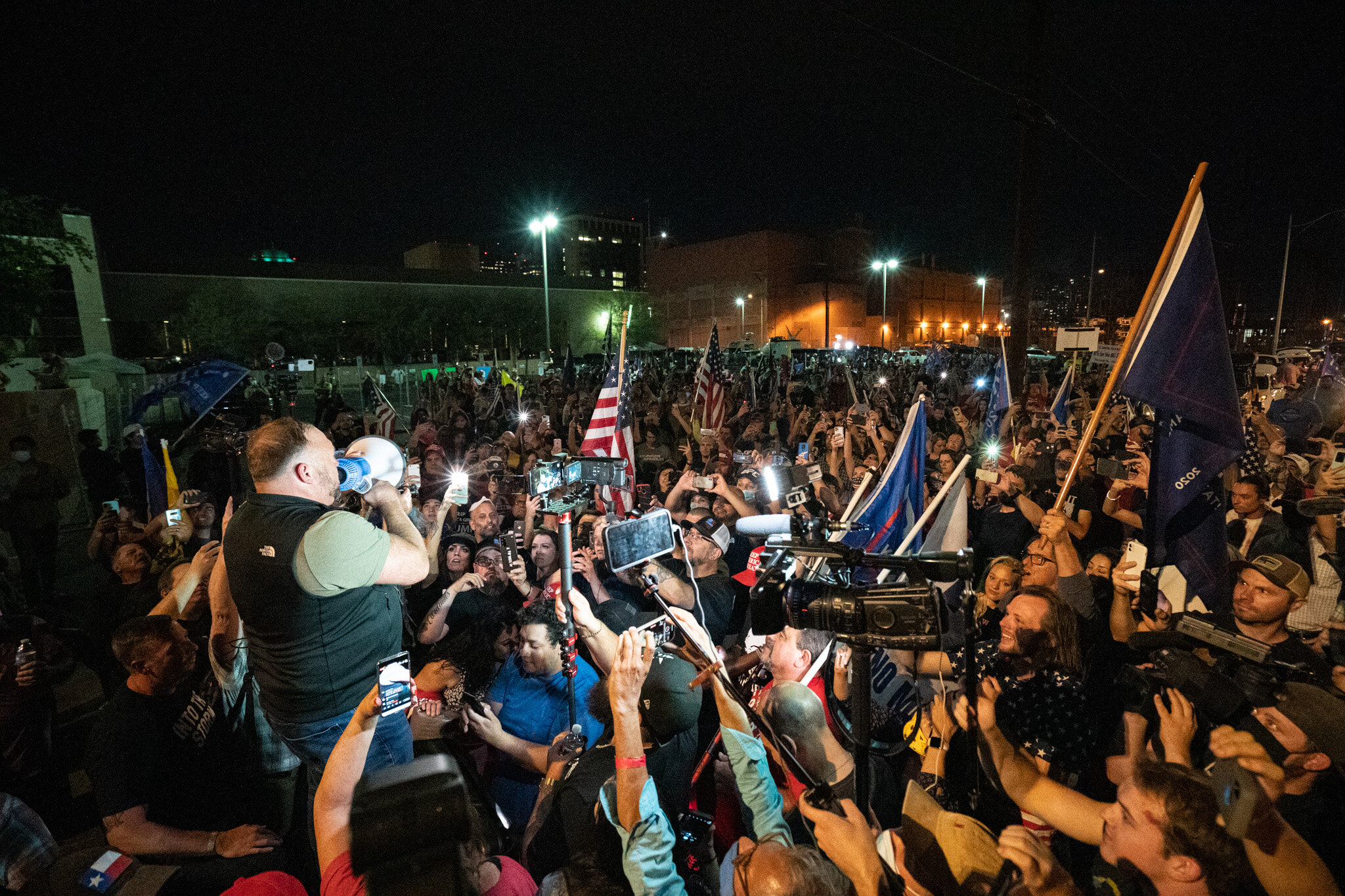  Alex Jones makes a surprise visit to Pro-Trump supporters outside of the Mariposa County Election Center in Phoenix, Arizona on November 5, 2020. 