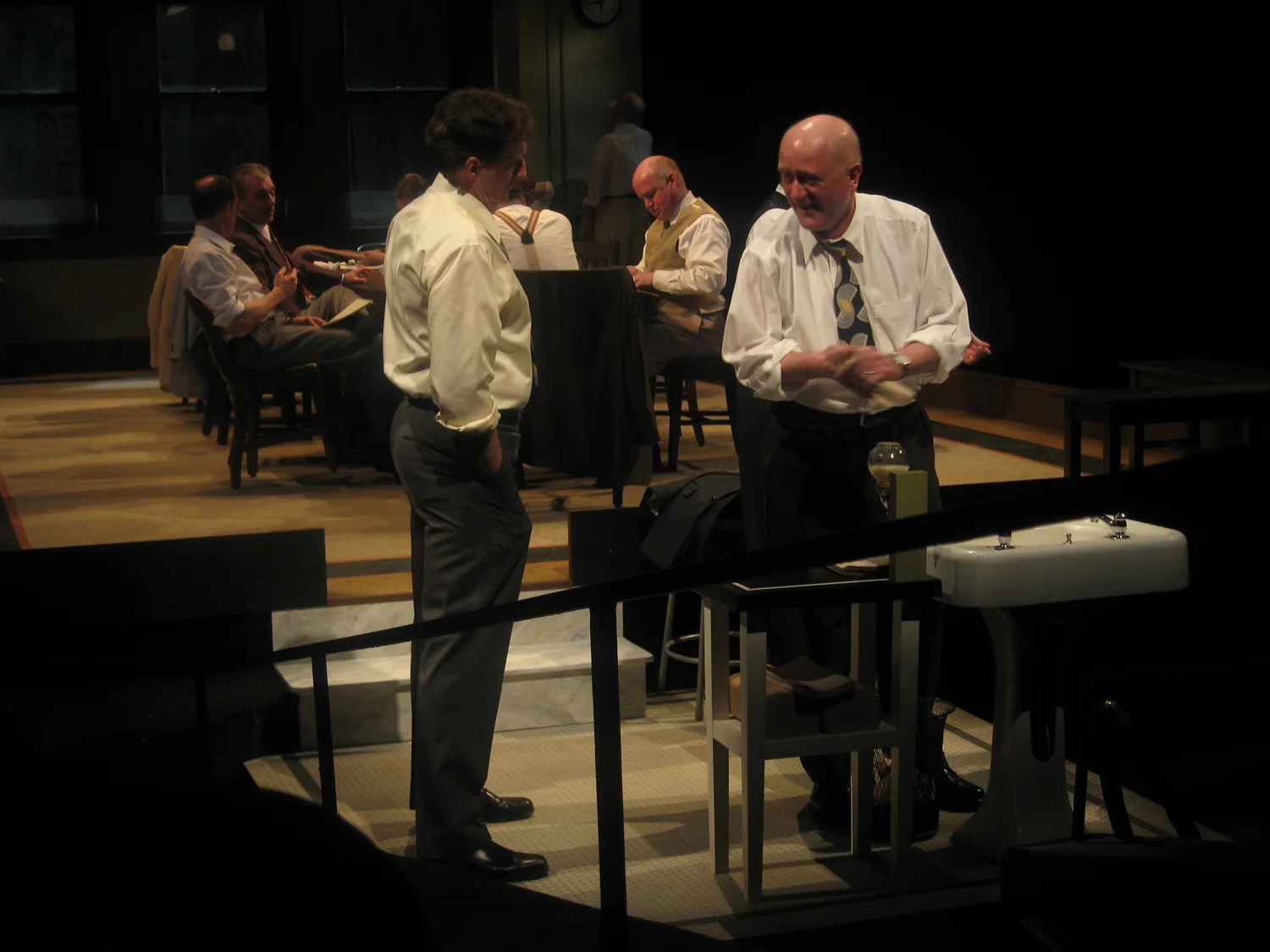 12_Angry_Men_6.jpg